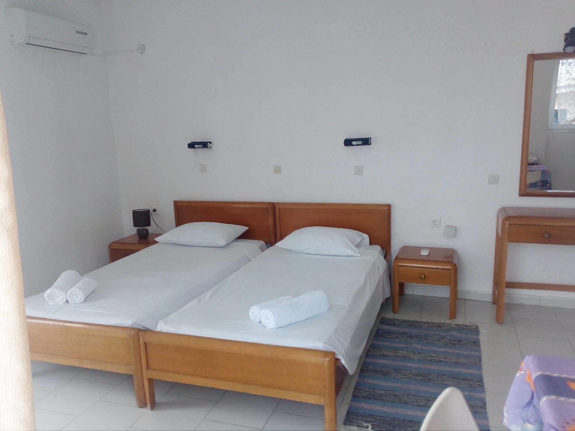 Pantheon Apartments بلدة كوس المظهر الخارجي الصورة